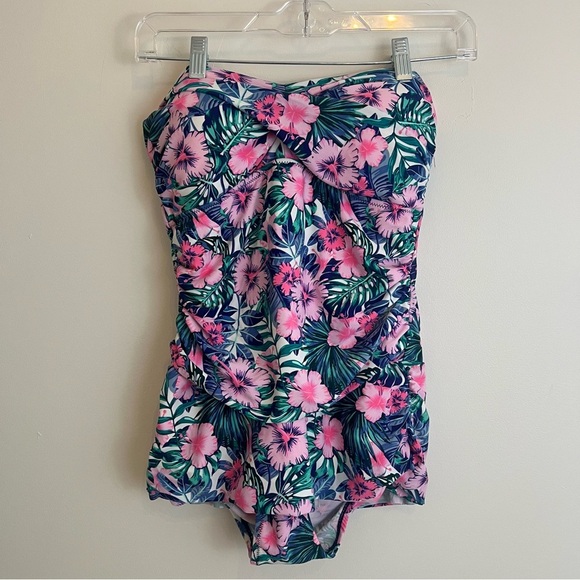 SHORE SHAPES One Piece swim suit SIZE 8 pink floral with padded bra vacation - Picture 1 of 6